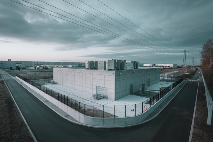 Un data center envisagé à Saint-Priest, la Métropole de Lyon face aux arbitrages
