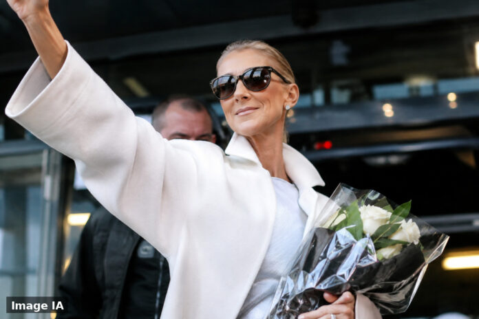 Céline Dion monte dans une voiture quittant Paris, devant La Défense Arena.